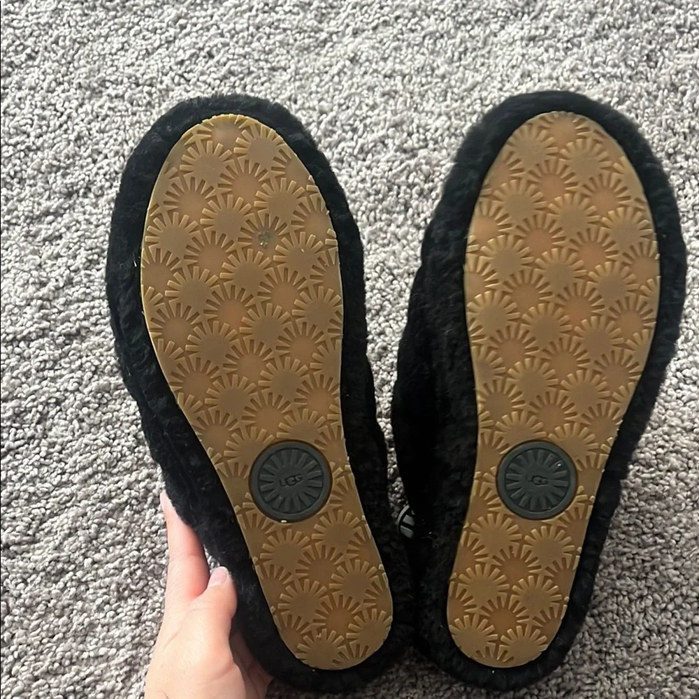UGG Black Slippers - Picture 6 of 7